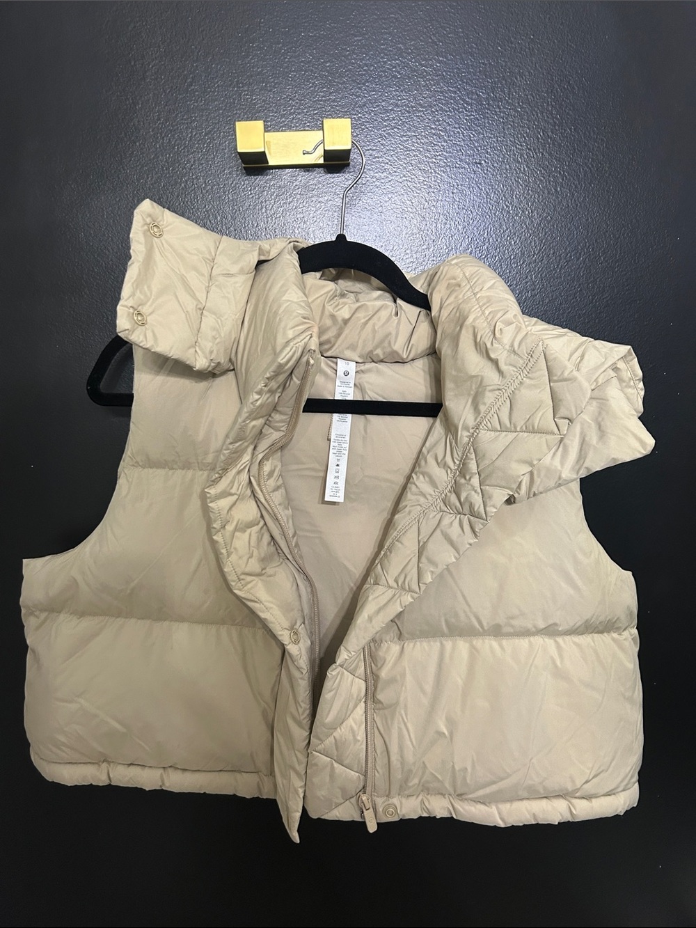 lululemon athletica Beige Puffer Vest